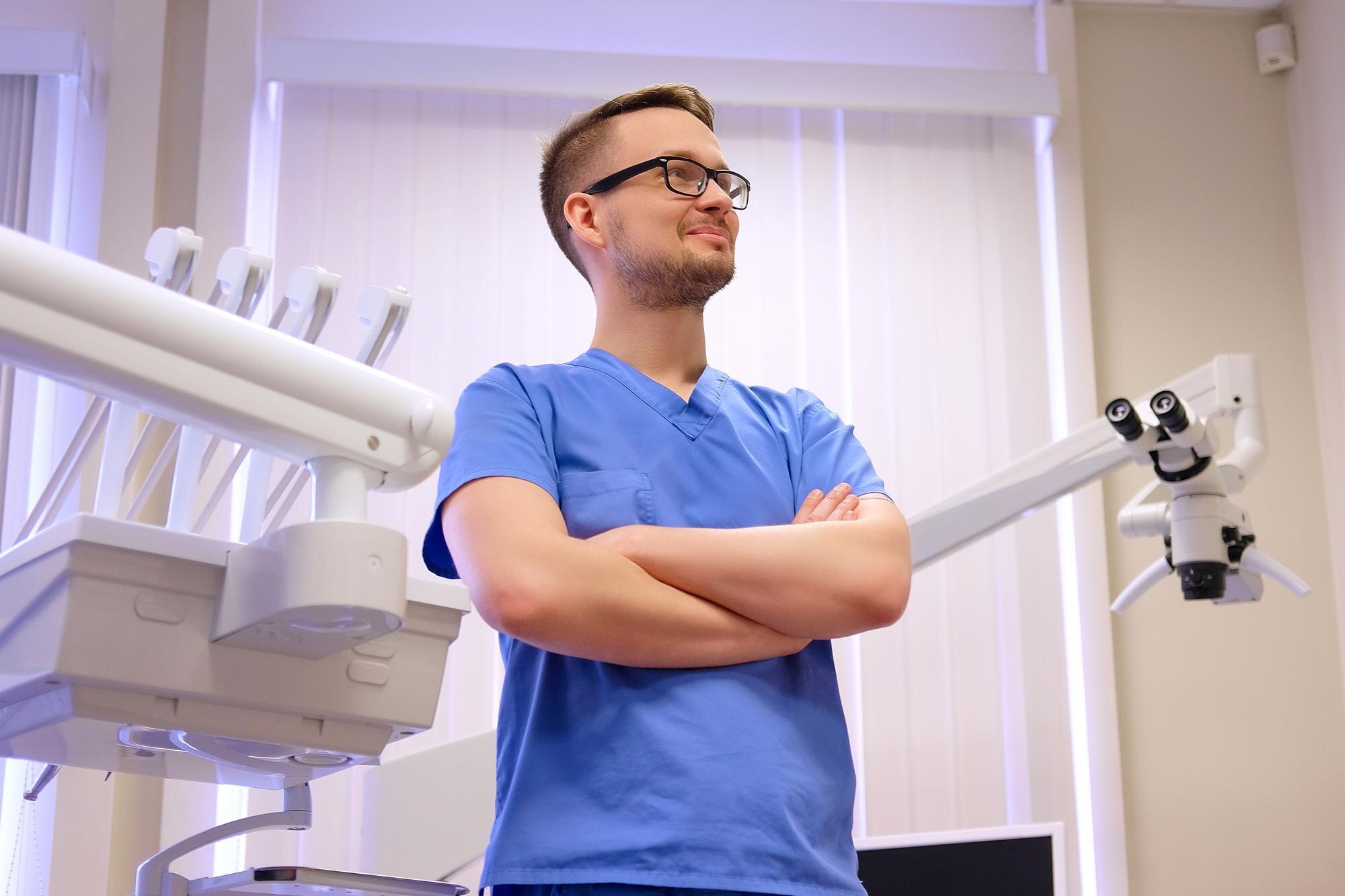 Wdrożenie oprogramowania w stomatologii – z jakimi wyzwaniami trzeba się liczyć?
